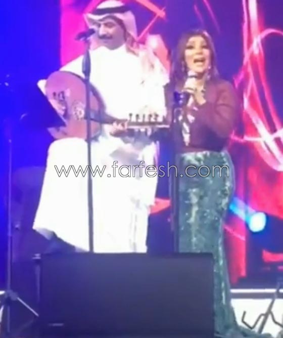 فيديو اصالة مع عبادي جوهر وانغام مع محمد عبده في ديو بحفل مهرجان دبي التجاري صورة رقم 2