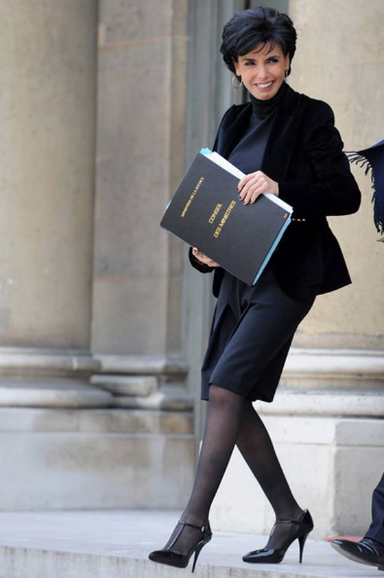 المحكمة تقر بأبوة ميلياردير فرنسي لابنة الوزيرة العربية رشيدة داتي صورة رقم 1 المحكمة تقر بأبوة ميلياردير فرنسي لابنة الوزيرة العربية رشيدة داتي صورة رقم 1