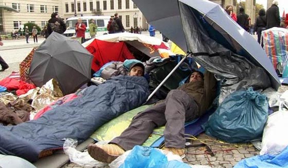 هذه هي ت اللاجئين الذين ينشرون الجريمة في بلاد الجرمان صورة رقم 4