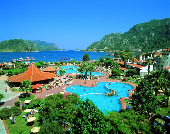 تعرف على اشهر الهجمات ضد تركيا.. وسياحتها خاصة صورة رقم 4