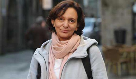 طرائف برلمانية.. نائبة اسبانية ترضع طفلها وسط دهشة زملائها صورة رقم 18 طرائف برلمانية.. نائبة اسبانية ترضع طفلها وسط دهشة زملائها صورة رقم 18