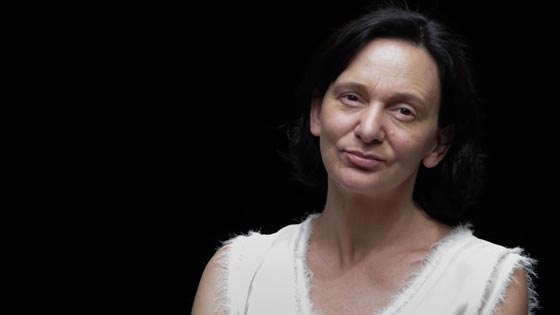 طرائف برلمانية.. نائبة اسبانية ترضع طفلها وسط دهشة زملائها صورة رقم 20 طرائف برلمانية.. نائبة اسبانية ترضع طفلها وسط دهشة زملائها صورة رقم 20