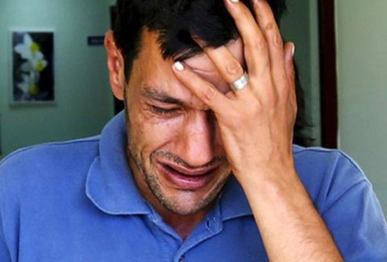 شارلي ايبدو تعلن عداءها للطفل ايلان.. لوعاش لاصبح متحرش!! صورة رقم 6