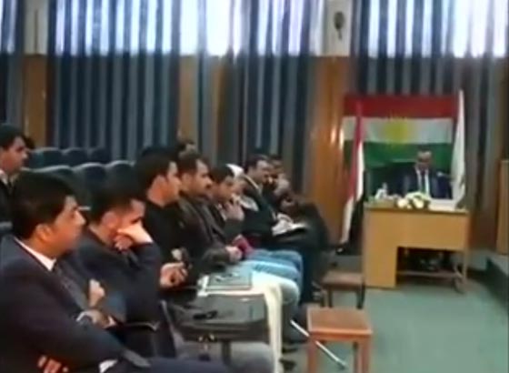 طلب استاذ مصري من طالب جامعي انزال علم كردستان يثير جدلا واسعا صورة رقم 1