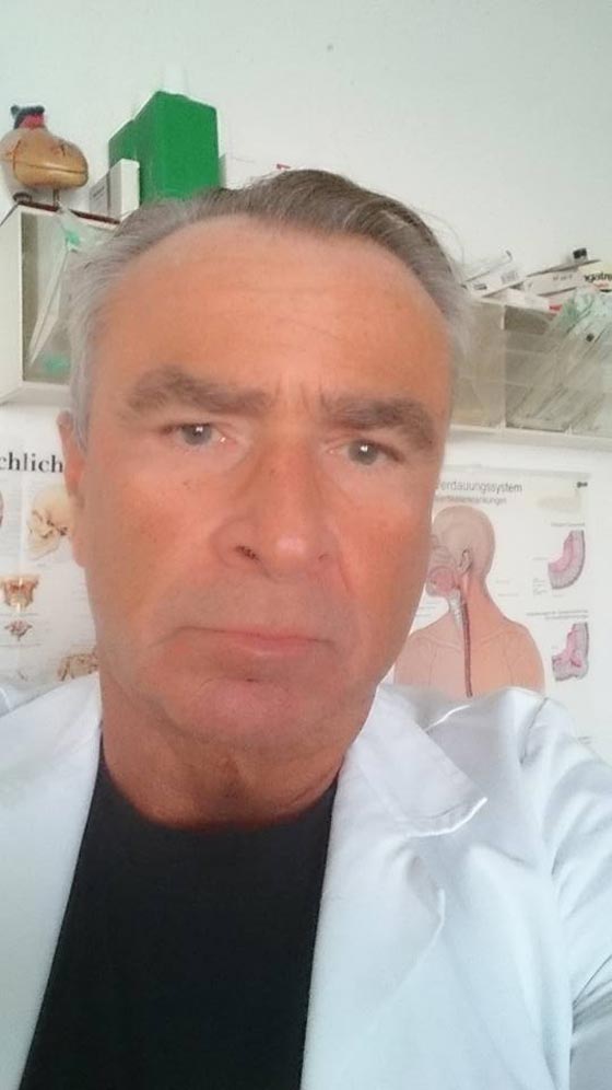 فتح تحقيق مع طبيب نمساوي اعلن انه لن يعالج اللاجئين صورة رقم 7