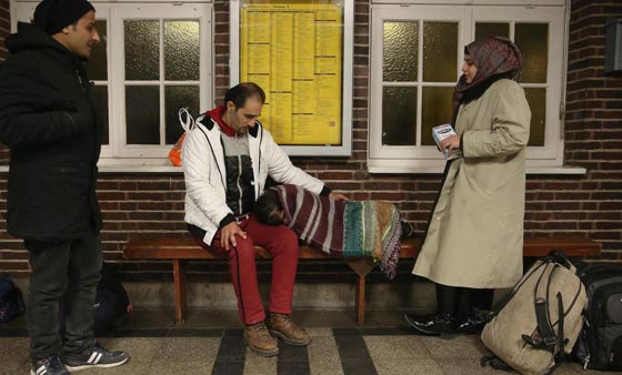 اللغة بطاقة دخول الى ملهى دنماركي.. لا تتحدث هذه اللغات، لا تدخل صورة رقم 1