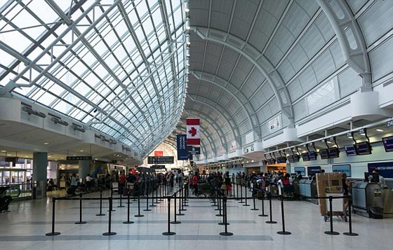 طرد شركة طيران امريكية لـ 3مسلمين وسيخي من رحلتها يكلفها غاليا صورة رقم 7