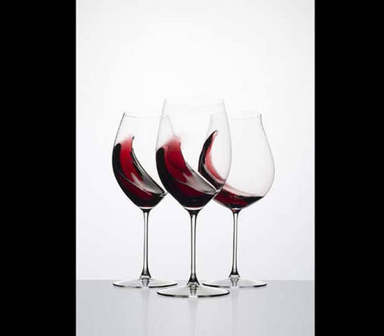 جديد في عالم النبيذ.. كؤوس غير شكل تكتسح العالم باثمان باهظة!! صورة رقم 6 جديد في عالم النبيذ.. كؤوس غير شكل تكتسح العالم باثمان باهظة!! صورة رقم 6