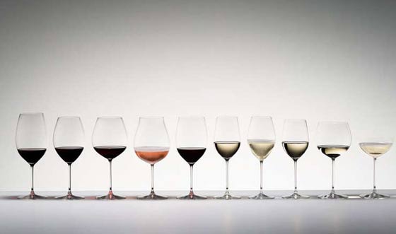 جديد في عالم النبيذ.. كؤوس غير شكل تكتسح العالم باثمان باهظة!! صورة رقم 1 جديد في عالم النبيذ.. كؤوس غير شكل تكتسح العالم باثمان باهظة!! صورة رقم 1