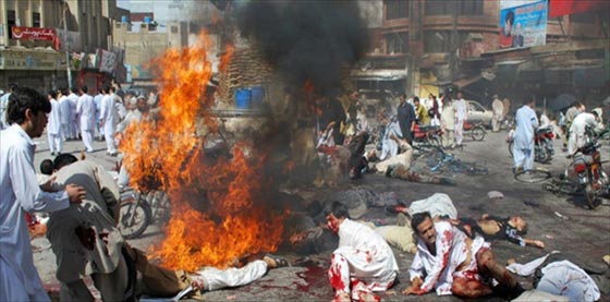 مذبحة في الباكستان.. مقتل واصابة العشرات في هجوم مسلح على جامعة صورة رقم 1 مذبحة في الباكستان.. مقتل واصابة العشرات في هجوم مسلح على جامعة صورة رقم 1