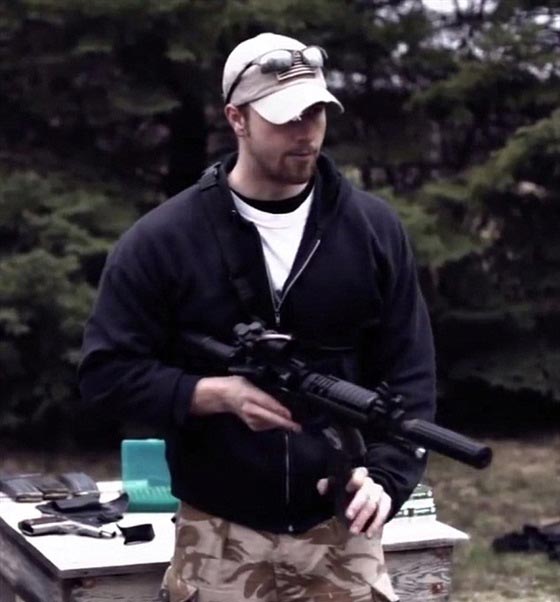 فنان امريكي يعدم زوجته المسلمة وابنته وينتحر.. ويكتب بدمها الله اكبر صورة رقم 4 فنان امريكي يعدم زوجته المسلمة وابنته وينتحر.. ويكتب بدمها الله اكبر صورة رقم 4