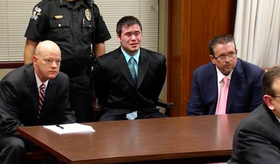 الحكم بسجن شرطي امريكي 263 عاما ادين باغتصاب 4 نساء صورة رقم 6