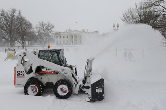 صور عاصفة ثلجية غير مسبوقة توقف الحياة في امريكا صورة رقم 23