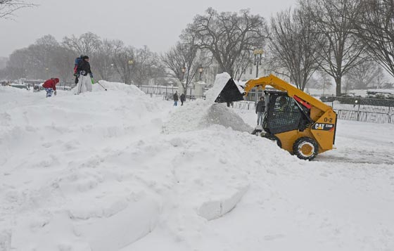 صور عاصفة ثلجية غير مسبوقة توقف الحياة في امريكا صورة رقم 27