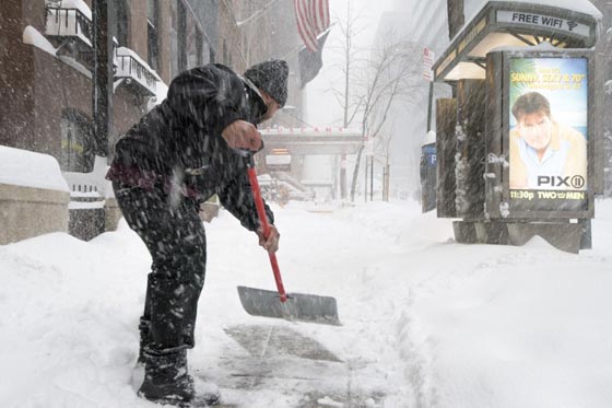 صور عاصفة ثلجية غير مسبوقة توقف الحياة في امريكا صورة رقم 44