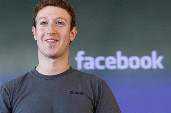  مؤسس فيسبوك ينشر صورة لطفلته في المسبح لاول مرة صورة رقم 3