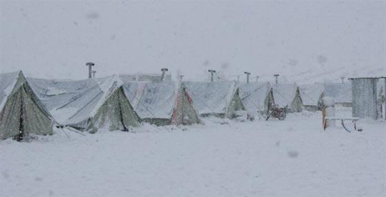 العاصفة تالاسا تعطل الدراسة في لبنان وتضاعف معاناة اللاجئين صورة رقم 2 العاصفة تالاسا تعطل الدراسة في لبنان وتضاعف معاناة اللاجئين صورة رقم 2