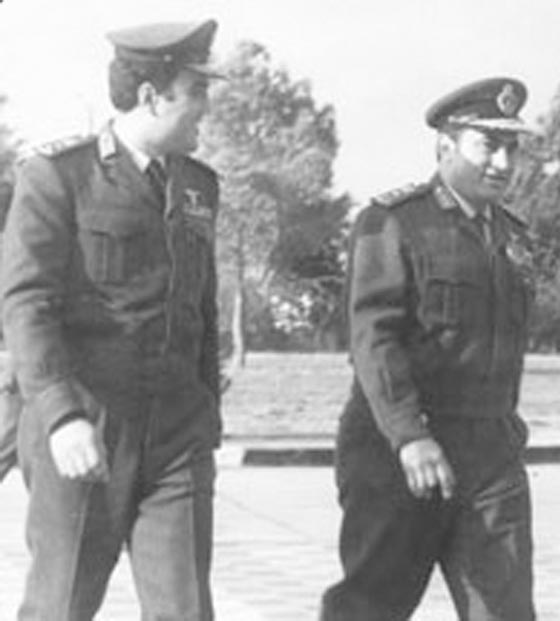 تفاصيل مثيرة عن قصة اسر حسني مبارك لدى دولة عربية وربطه بجذع نخلة صورة رقم 5 تفاصيل مثيرة عن قصة اسر حسني مبارك لدى دولة عربية وربطه بجذع نخلة صورة رقم 5