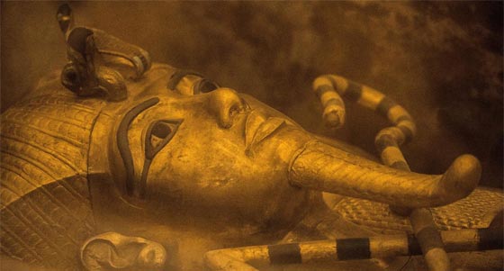  ذقن توت عنخ آمون يتسبب بمحاكمة 8 علماء آثار مصريين صورة رقم 1