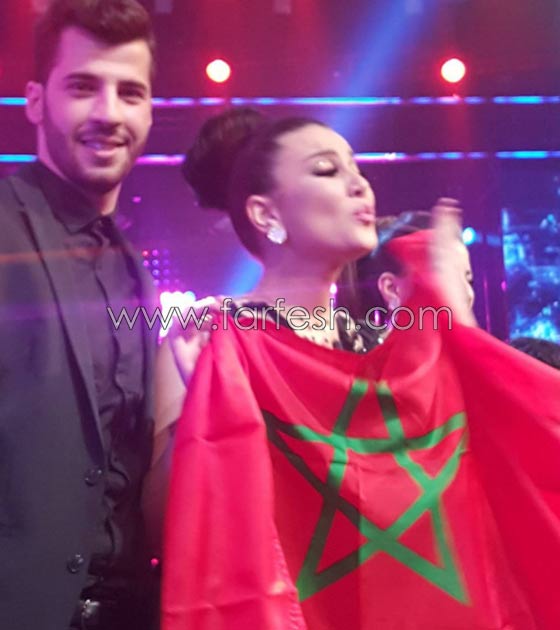 ستار اكاديمي 11: فيديو حنان الخضر تبكي بعد خروجها وفانز نسيم رايسي يحتفلون في بيته صورة رقم 3