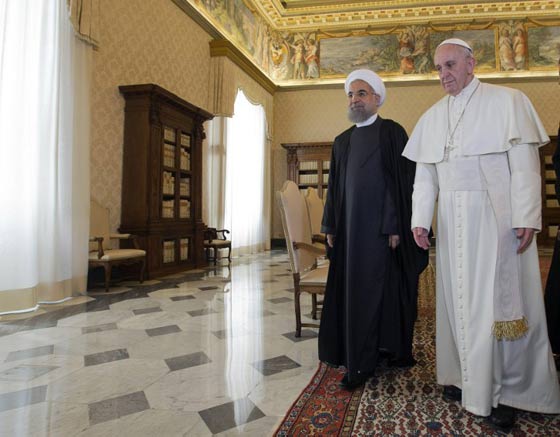 ايطاليون يتهمون حكومتهم بخيانة التاريخ الروماني ارضاء لروحاني صورة رقم 14