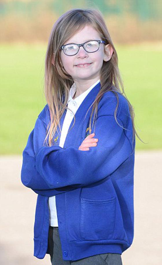 الفتاة الالكترونية البريطانية تحير الاطباء.. بقوتها وعدم استسلامها للنوم صورة رقم 3