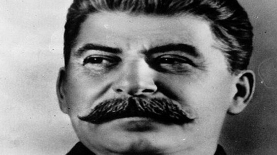 طريقة لا تخطر على البال.. ستالين تجسس على ماو من خلال برازه!! صورة رقم 3 طريقة لا تخطر على البال.. ستالين تجسس على ماو من خلال برازه!! صورة رقم 3