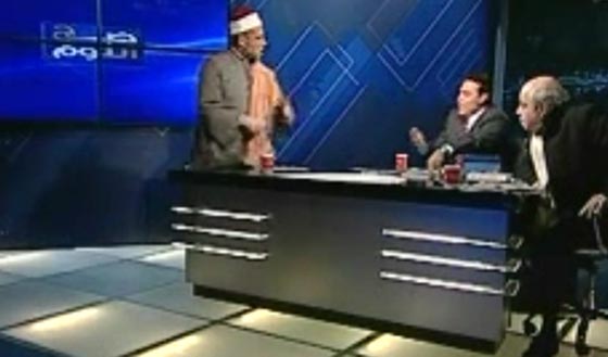 الشيخ البري ينسحب من برنامج حوارة بسبب فتوى ارضاع الكبير صورة رقم 1