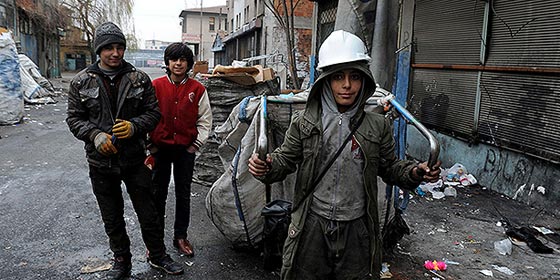 شركات نسيج تركية تشغل اطفالا سوريين خلسة في مصانع انتاج لشبكات عالمية صورة رقم 7