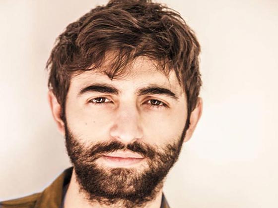 ايطاليا.. ممثل يشنق نفسه خلال ادائه دوره.. وامام اعين جمهوره!! صورة رقم 1