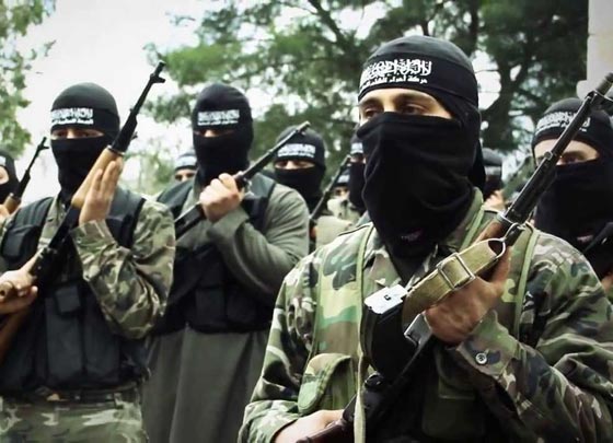 ارهابيو الشام يتفننون في تعذيب ستينية.. كل تهمتها الزاوج من غير مذهبها!! صورة رقم 2