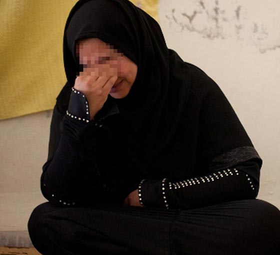 ارهابيو الشام يتفننون في تعذيب ستينية.. كل تهمتها الزاوج من غير مذهبها!! صورة رقم 1