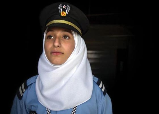 صور اللاجئات السوريات يتخيلن مستقبلهن الشخصي والمهني صورة رقم 5 صور اللاجئات السوريات يتخيلن مستقبلهن الشخصي والمهني صورة رقم 5