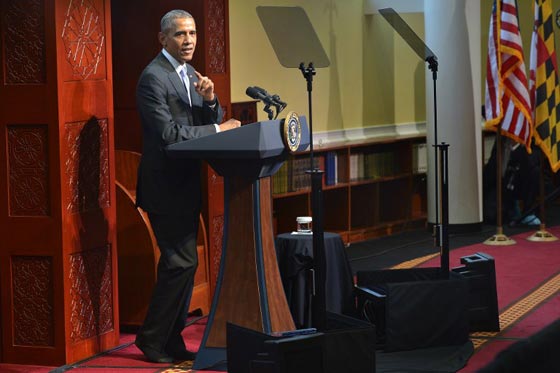 في اول زيارة له لمسجد.. اوباما ينتصر للمسلمين ويدافع عنهم وعن دينهم صورة رقم 3 في اول زيارة له لمسجد.. اوباما ينتصر للمسلمين ويدافع عنهم وعن دينهم صورة رقم 3