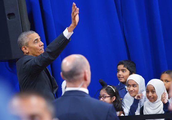 في اول زيارة له لمسجد.. اوباما ينتصر للمسلمين ويدافع عنهم وعن دينهم صورة رقم 2 في اول زيارة له لمسجد.. اوباما ينتصر للمسلمين ويدافع عنهم وعن دينهم صورة رقم 2