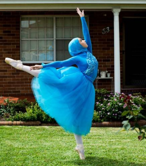 فيديو راقصة الباليه الاسترالية ستيفاني: مراهقة مسلمة لا ترى ان رقص الباله يتعارض مع حجابها! صورة رقم 3 فيديو راقصة الباليه الاسترالية ستيفاني: مراهقة مسلمة لا ترى ان رقص الباله يتعارض مع حجابها! صورة رقم 3