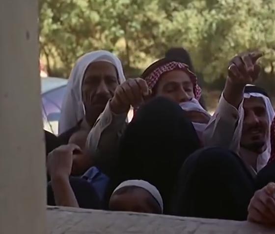 فيلم نادر.. هكذا كان وضع السعودية قبل حوالي النصف قرن صورة رقم 3 فيلم نادر.. هكذا كان وضع السعودية قبل حوالي النصف قرن صورة رقم 3