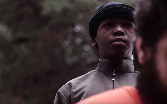 صور صبي داعشي ينحر القيادي في الجبهة الشامية محمد طبشو صورة رقم 3 صور صبي داعشي ينحر القيادي في الجبهة الشامية محمد طبشو صورة رقم 3