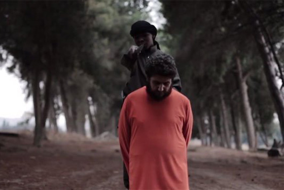 صور صبي داعشي ينحر القيادي في الجبهة الشامية محمد طبشو صورة رقم 6 صور صبي داعشي ينحر القيادي في الجبهة الشامية محمد طبشو صورة رقم 6