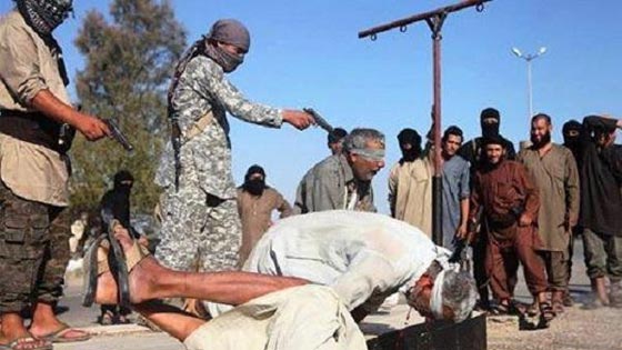 داعش يرتكب مجزرة في الموصل ويعدم 300 رجل من اهلها صورة رقم 2