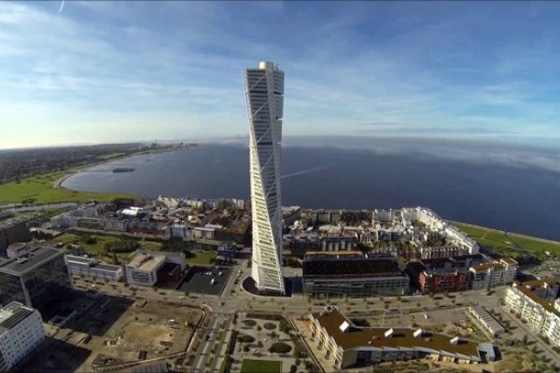 حاكم دبي يختار تصميم المهندس كالاترافا لبرج دبي الجديد (التحفة) صورة رقم 5