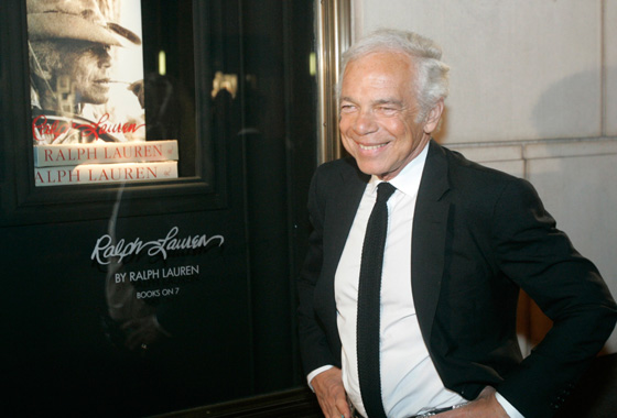 هل تعرف من هو الرجل الاعلى اجرا في الولايات المتحدة الامريكية؟ صورة رقم 2