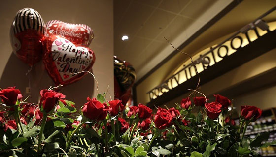 عيد العشاق يكلف الامريكيين 20 مليار دولار.. 50% منها تصرف على الشوكولاتة صورة رقم 3