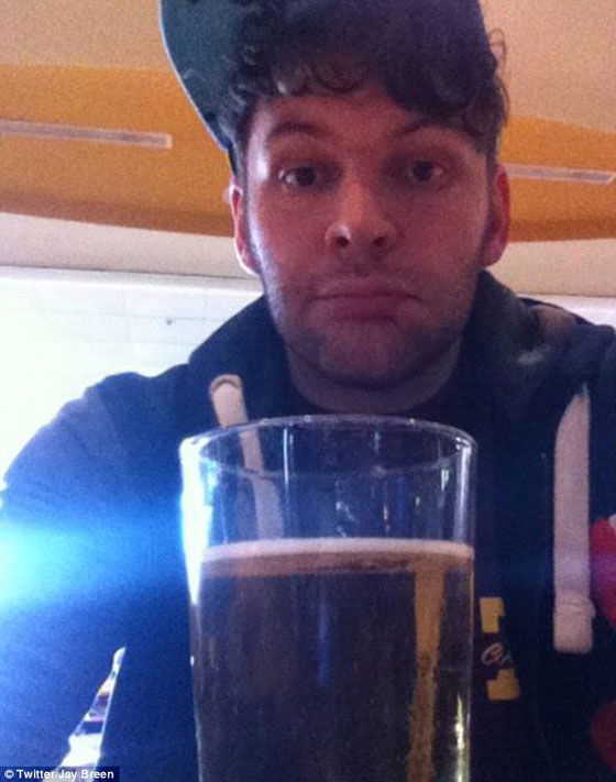 سندريلا تبعث في بريطانيا.. وعاشقها يبحث عنها في عيد الحب صورة رقم 2