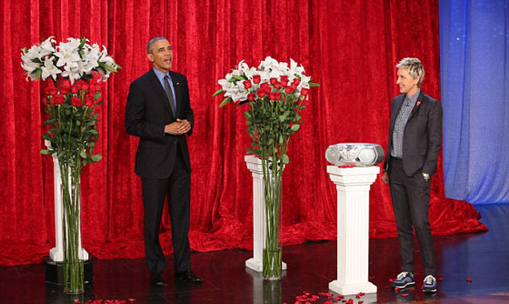 عيد الحب يجعل من اوباما عاشقا يكتب الشعر في ميشيل البعيدة صورة رقم 3