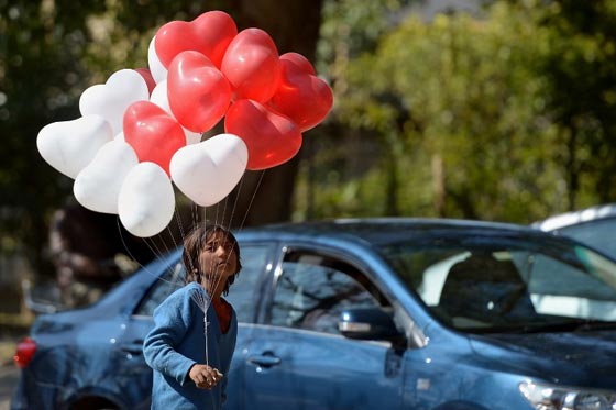 احتفلوا به في الماضي.. عيد الحب في باكستان معصية ومهرجان للفاحشة صورة رقم 37
