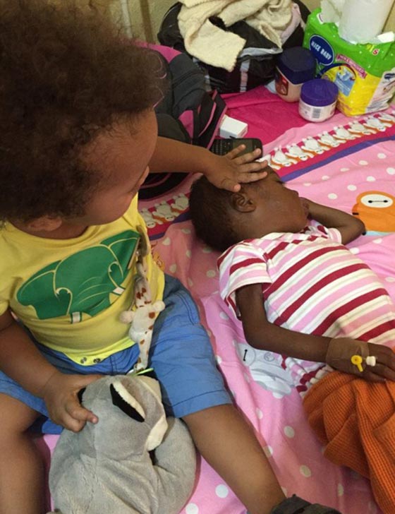 لاعتقادها انه ساحر.. عائلة تحرم طفلا من الطعام مدة 8 اشهر صورة رقم 5