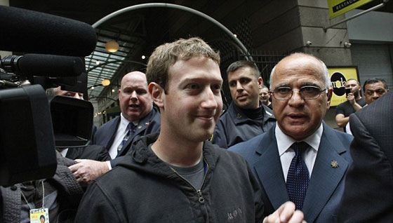 لماذا احاط مؤسس فيسبوك بيته بكتيبة من الحراس؟ صورة رقم 2