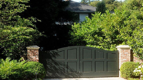 لماذا احاط مؤسس فيسبوك بيته بكتيبة من الحراس؟ صورة رقم 4