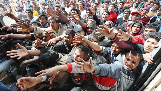 انتفاضة بولندية مفاجئة ضد اللاجئين.. محورها الاتهام بالتحرش والاغتصاب!! صورة رقم 4